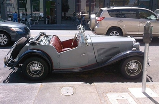 Illustration for article titled 1953 MG TD